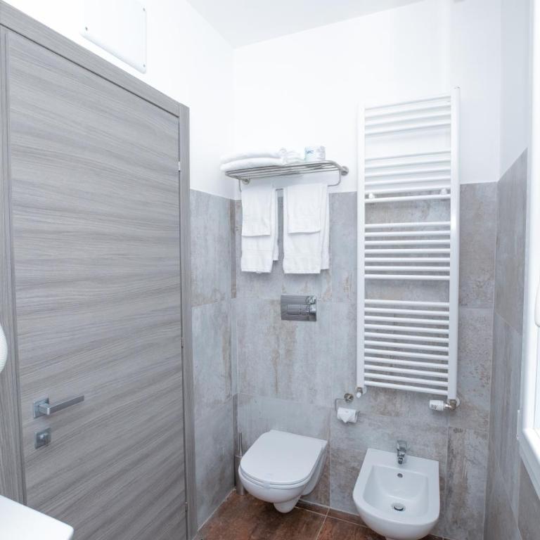 Hotel Baby - Camera Quadrupla Comfort - 5