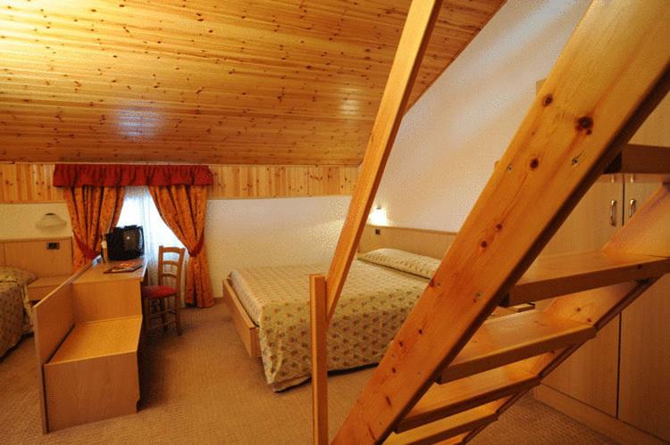 Hotel Petit Tournalin - Camera Tripla - 4