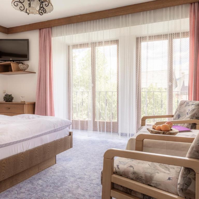 schaus Lüftenegger Ferienhaus - Doppelzimmer mit Balkon - 5