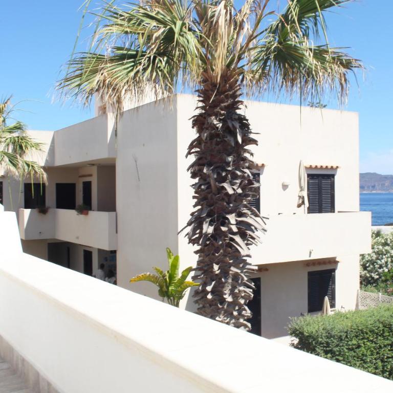 Casa Maja rooms & suites - Camera Matrimoniale Deluxe con Terrazza e Vista Mare - 21