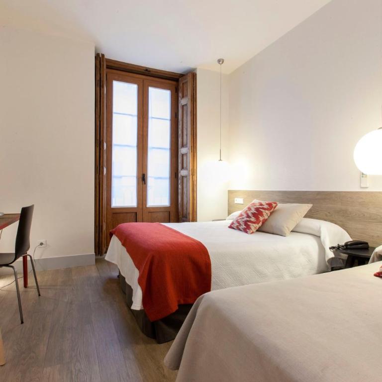 LOFTS Puerta del SOL - Deluxe King Studio - 11