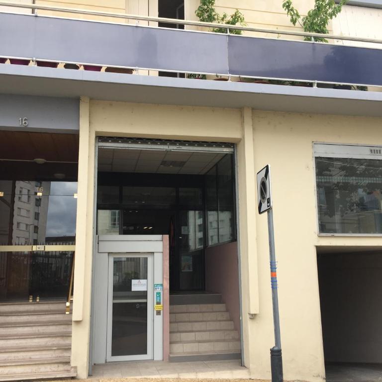 ver t chez nous Parking privé ascenseur balcon - Apartamento de 1 dormitorio - 14