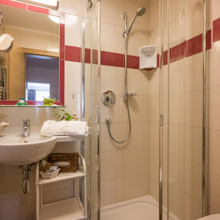 Landhaus Dengg - Doppelzimmer - 2