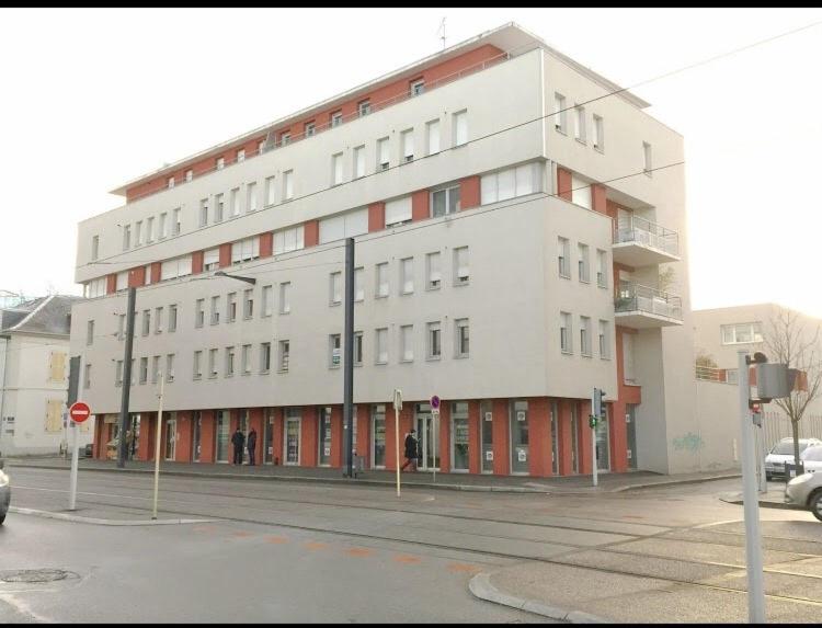 Sion City Mulhouse centre - parking et balcon-wifi 5G gratuit - Apartamento Deluxe - 23