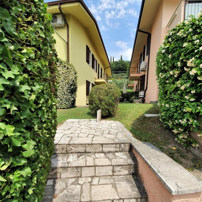 APARTMENT NIDO DELL'ARTE - Regarda Travel - Appartamento con Vista Lago - 26
