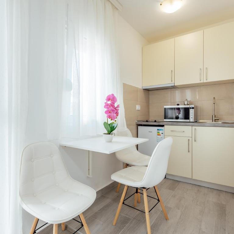 Todorovic apartmani - One-Bedroom Apartment - 11