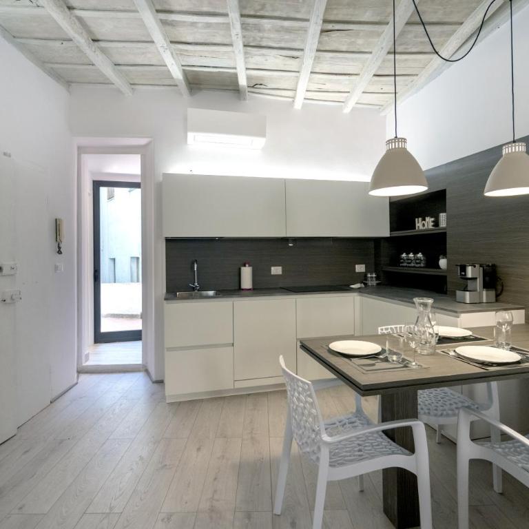 Palazzo RICCA GUARDUCCI 1 - One-Bedroom Apartment - 10