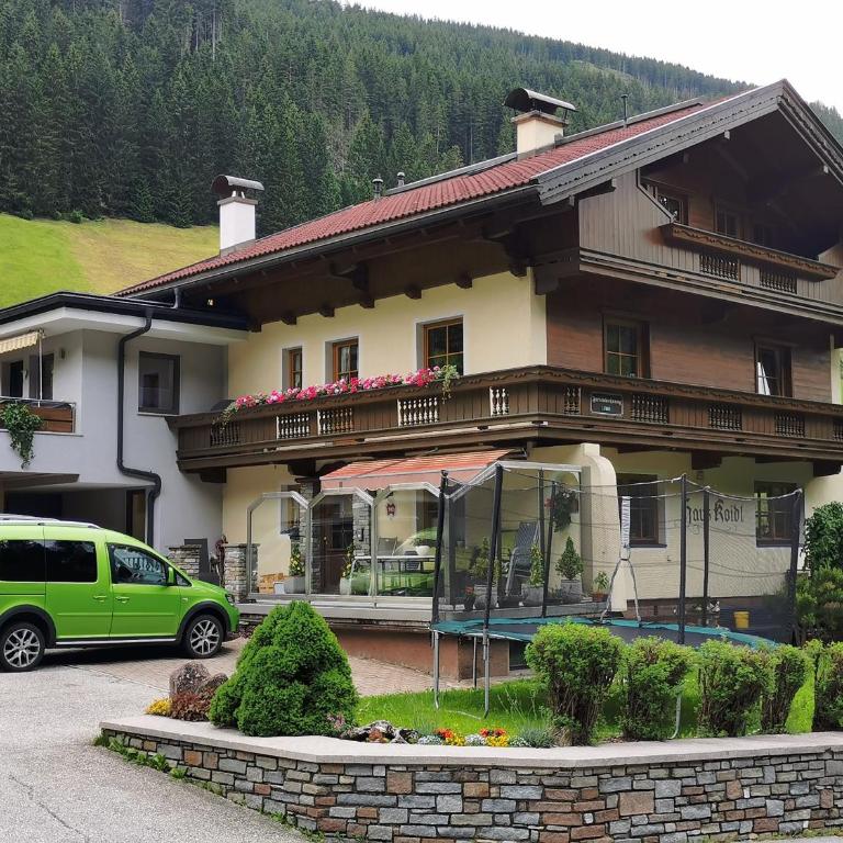 Haus Koidl - Apartment mit 2 Schlafzimmern und Balkon - 1