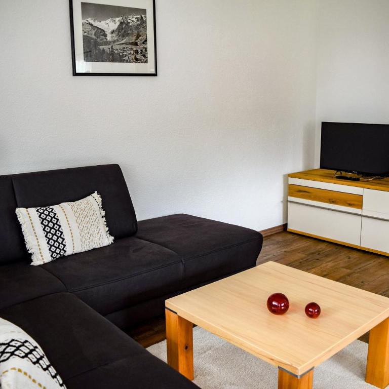 Apartments Alpenfirn Saas-Fee - Apartment mit 2 Schlafzimmern und Dusche - Erdgeschoss - 8