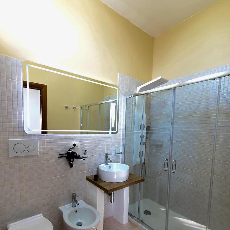 Al Mare - Camera Matrimoniale con Bagno Privato - 4