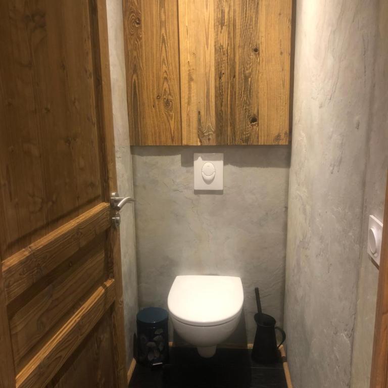 Magnifique petit studio 2-3 personnes dans l'Hyper Centre skis aux pieds vue front de neige - Appartement - 11