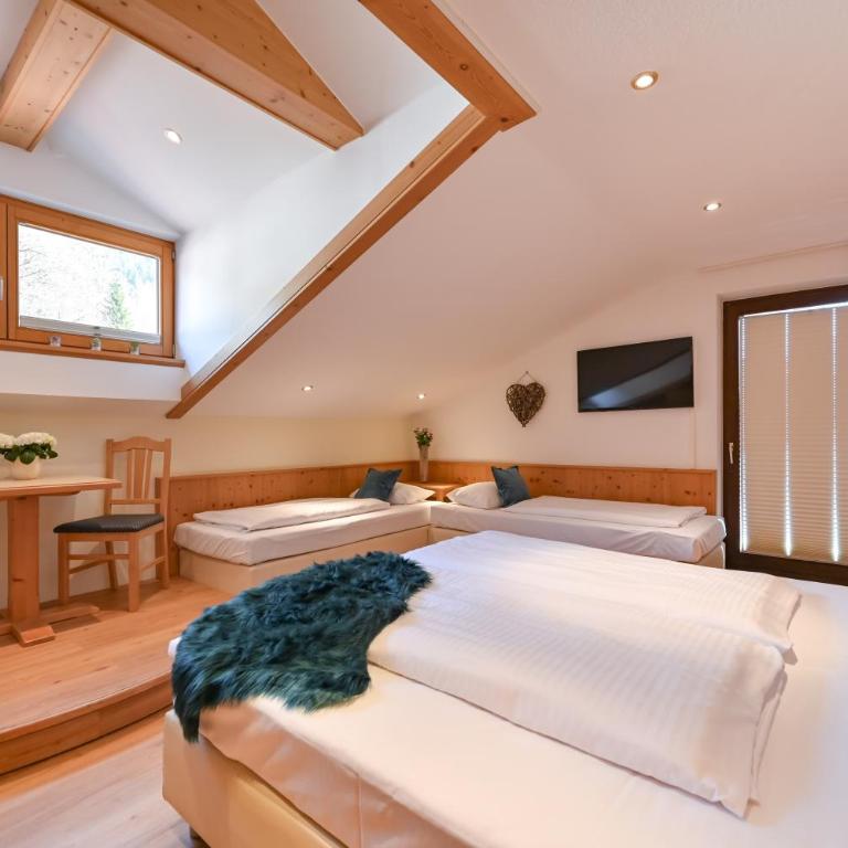 Hotel Alpenstuben - Dreibettzimmer - 6