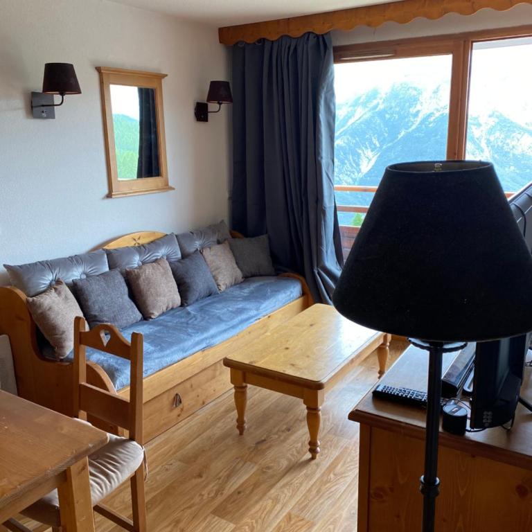 Skis aux pieds station 1800 Dame Blanche - Two-Bedroom Apartment - 1
