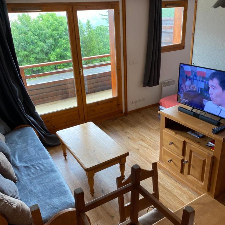 Skis aux pieds station 1800 Dame Blanche - Two-Bedroom Apartment - 2