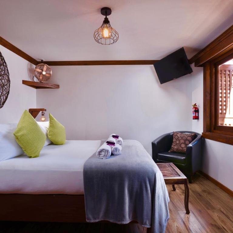 Esencia Hotel Boutique - Habitación con cama grande - 3