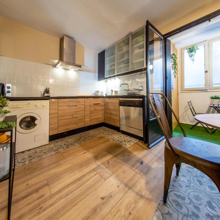 RétroMirabeau "Le Raspaïl" - 65m2 avec VUE - 2 CHAMBRES - 4 pers - COURS MIRABEAU HALLES GARE - EMPLACEMENT TOP - Chèques Vacances CONNECT - Apartamento de 2 dormitorios con vistas al jardín - 18
