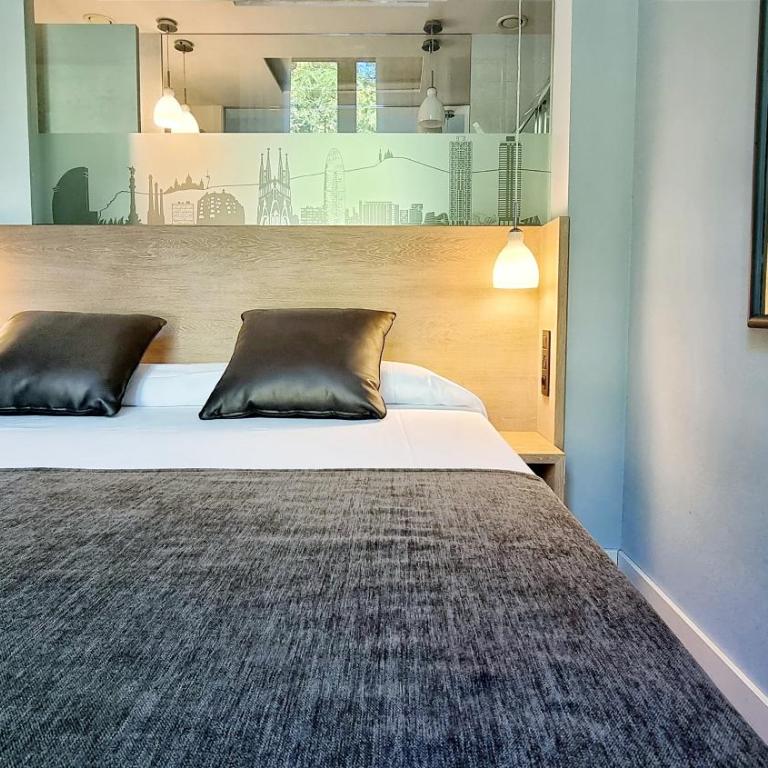Hotel Sant Agustí - Comfort Double room with External View - 7