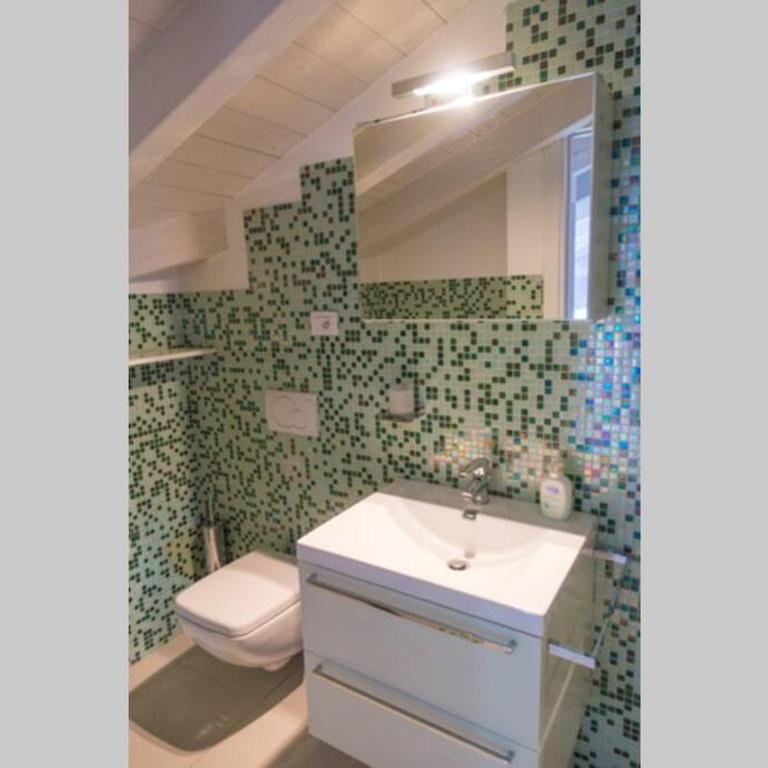 Apartment Viole, cozy attic set in the old town next to the lake - Appartamento con 1 Camera da Letto - 8
