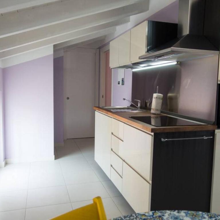 Apartment Viole, cozy attic set in the old town next to the lake - Appartamento con 1 Camera da Letto - 5