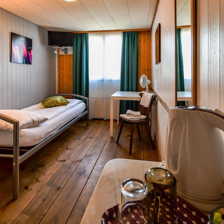 Hotel Tell and Apartments - Einzelzimmer - 1