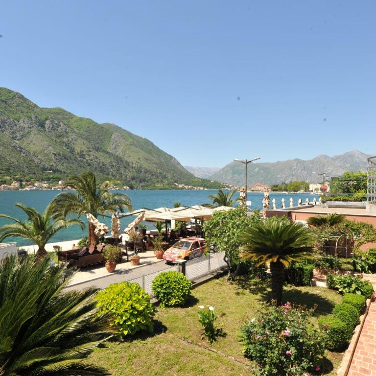 Apartments Marilu - Two-Bedroom Apartment with Sea View - 21