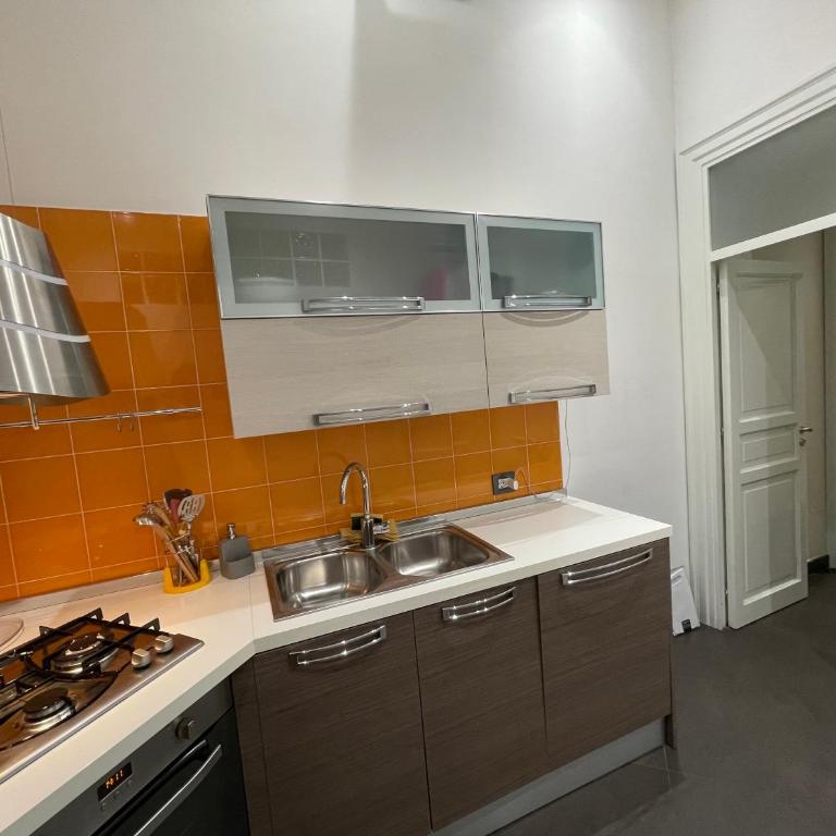 Essenze di Sicilia Appartamento Cavour in centro - Appartamento con 1 Camera da Letto - 16