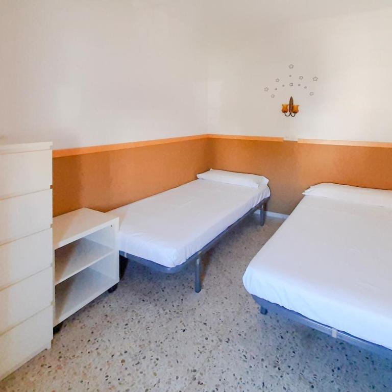 BON DIA 34 Sistach Rentals - Studio Apartment - 10