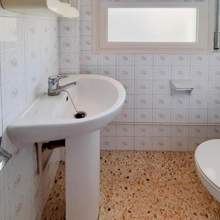 BON DIA 34 Sistach Rentals - Studio Apartment - 12