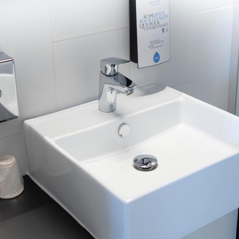 Kyriad Hotel Clermont Ferrand Centre - Chambre Double - 3