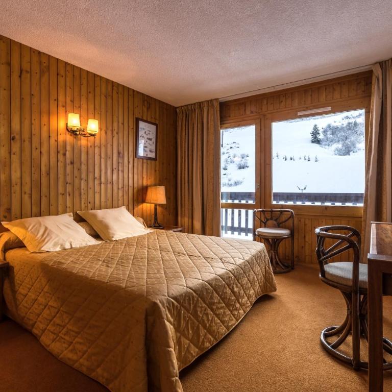 Hotel Les Arolles - Appartement avec Vue sur la Montagne - 4