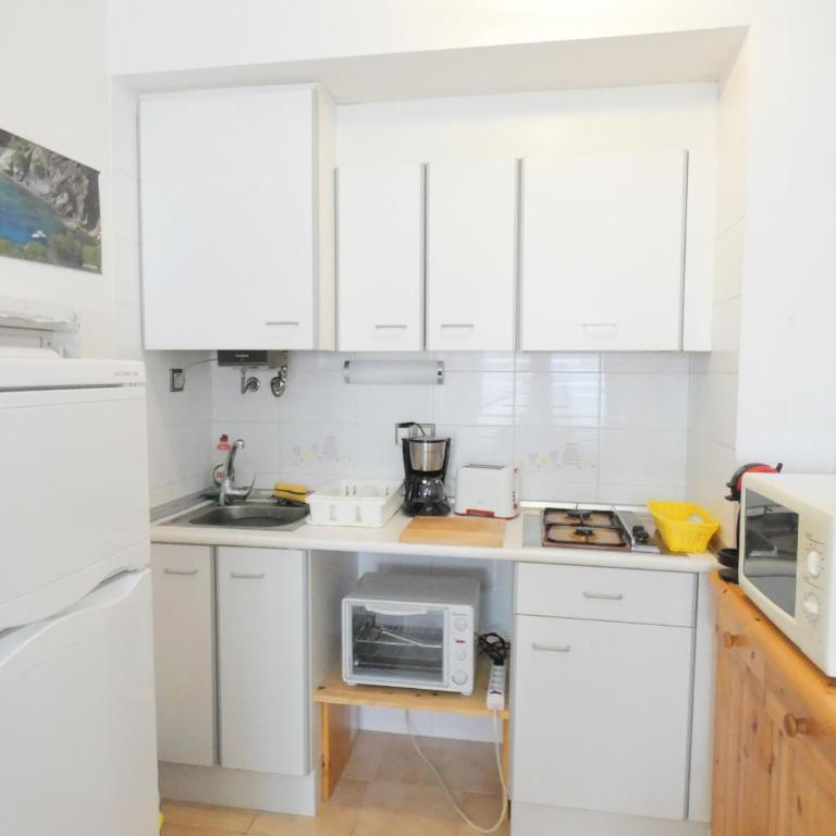La Platja 3C Apto. con un dormitorio, 200m playa y plaza de parking - Apartamento de 1 dormitorio - 6