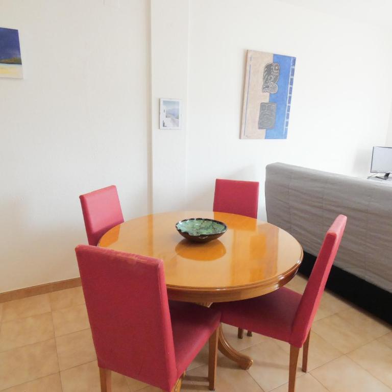 La Platja 3C Apto. con un dormitorio, 200m playa y plaza de parking - Apartamento de 1 dormitorio - 3