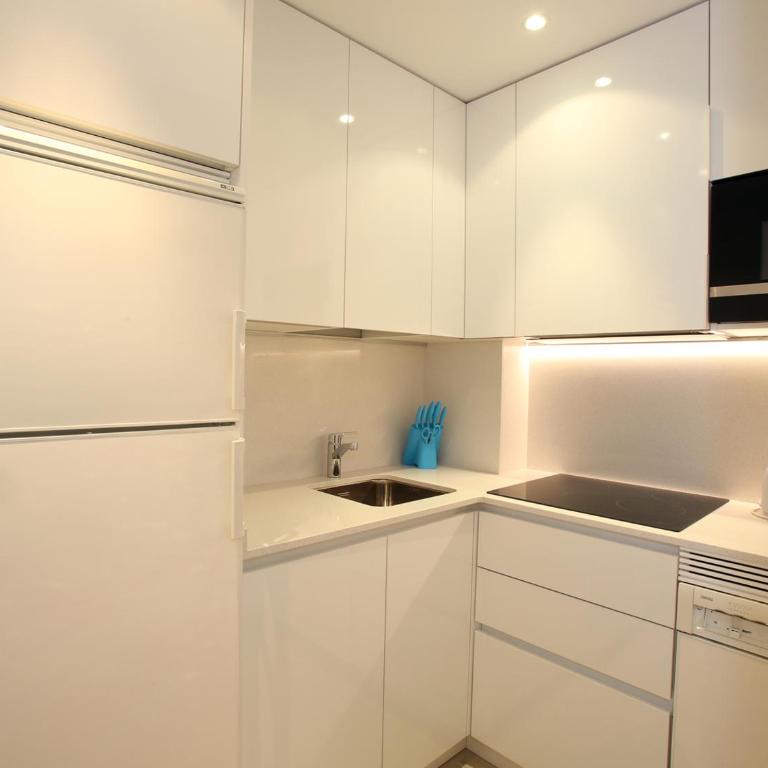 Orly a dos pasos de la playa de La Concha - Apartamento - 9
