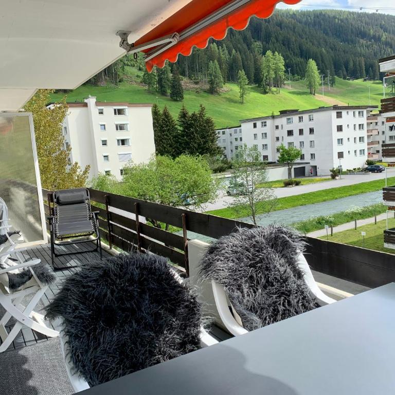 Holiday apartment Bolgen - close to everything! Bolgen, Jakobshorn, bus stop, train station, supermarket, ski school, ski rentals, restaurants and more! - Apartment mit 1 Schlafzimmer - 30