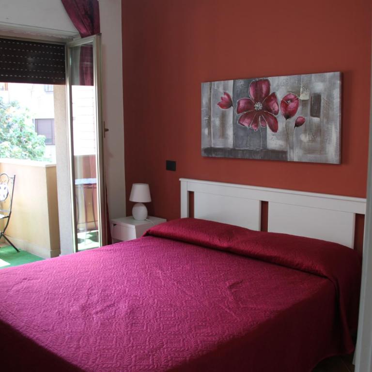 B&B Alexander-Room and Breakfast - Deluxe Double Room with Balcony - 1