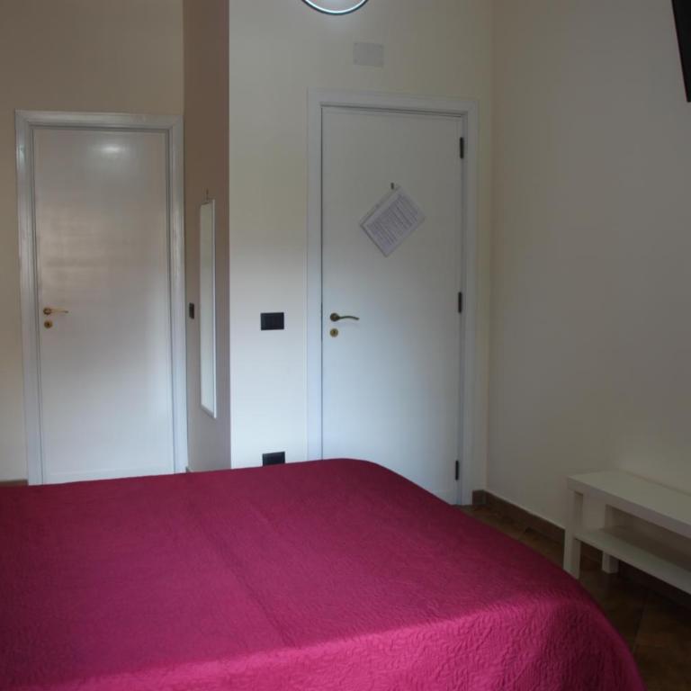 B&B Alexander-Room and Breakfast - Deluxe Double Room with Balcony - 8