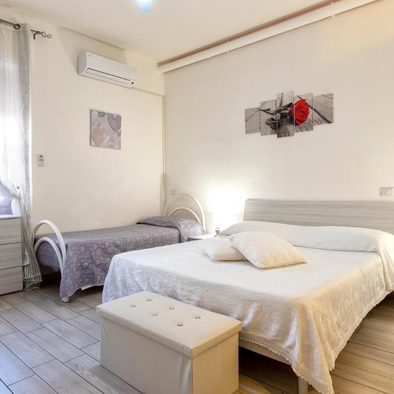 Jadianas Guest House - Camera Tripla con Bagno Privato - 2