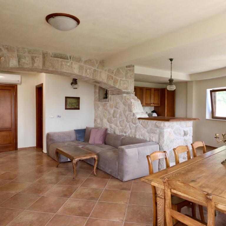 Mountains Villa near Budva - Vila sa 3 Spavaće Sobe - 32