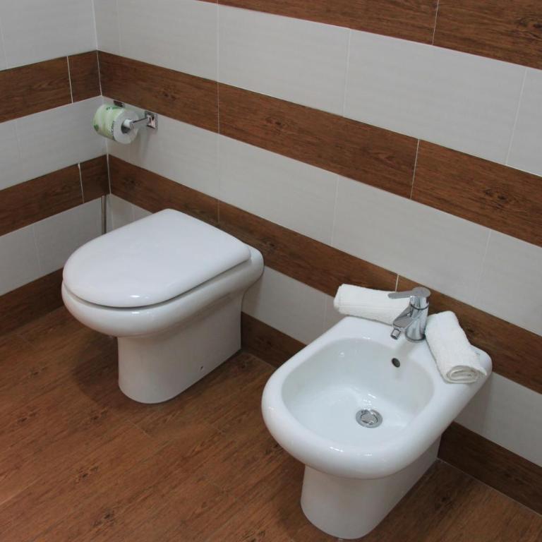 B&B Alexander-Room and Breakfast - Deluxe Double Room with Balcony - 12