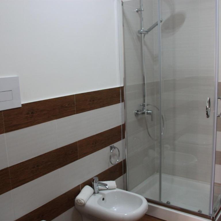 B&B Alexander-Room and Breakfast - Deluxe Double Room with Balcony - 15