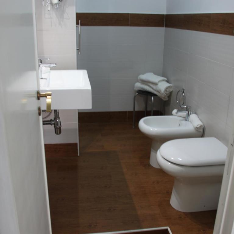 B&B Alexander-Room and Breakfast - Standard King Room - 8