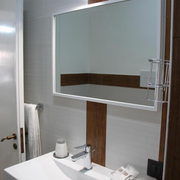 B&B Alexander-Room and Breakfast - Standard King Room - 7