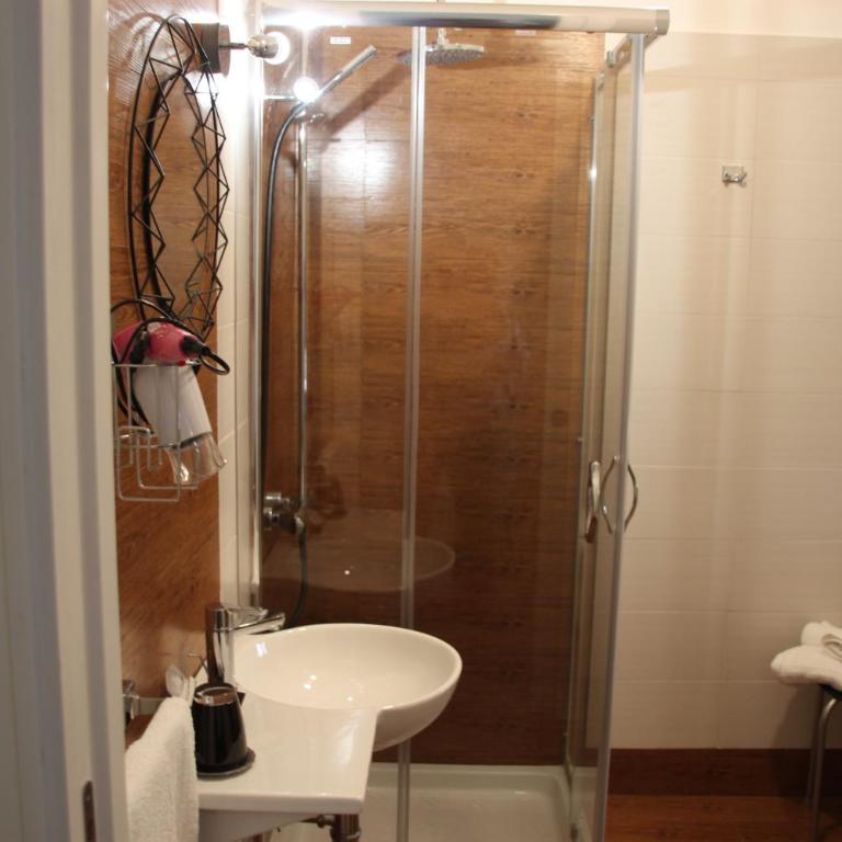B&B Alexander-Room and Breakfast - Double Room with Private Bathroom - 8