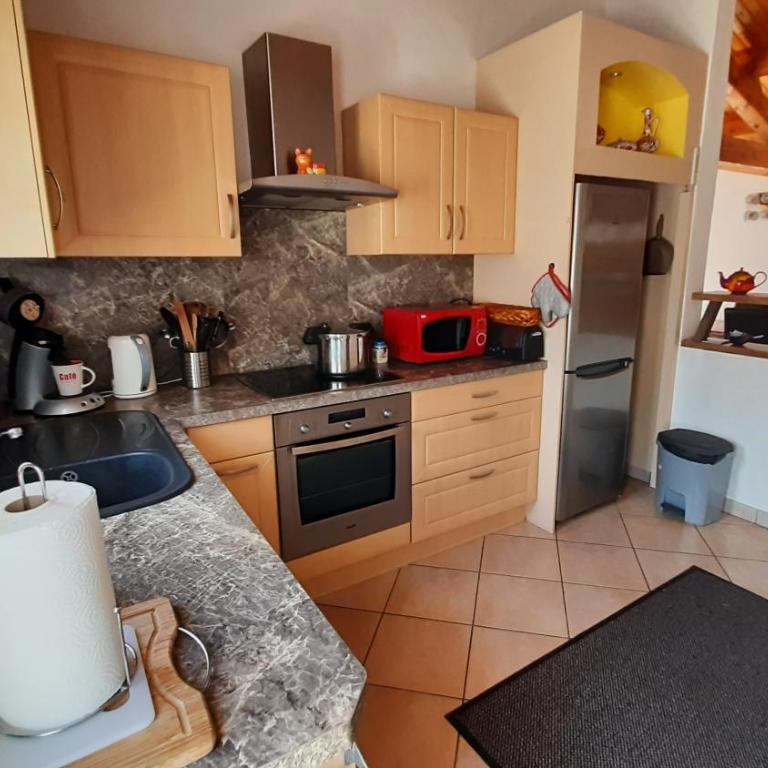 Maison de ville au calme, de plain pied, 2 chambres - Maison 2 Chambres - 8