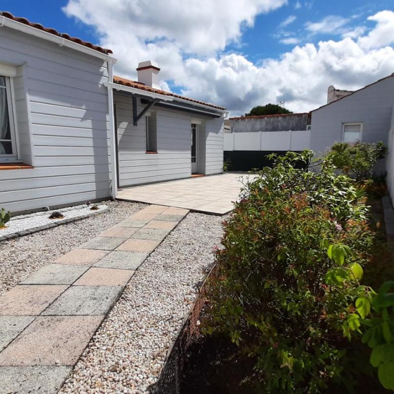 Maison de ville au calme, de plain pied, 2 chambres - Maison 2 Chambres - 16