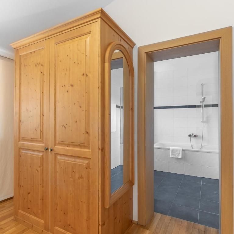 Kaprun Biggest Chalet Helen - 5 Bedrooms, 7 Bathrooms, Air Condition - Haus mit 5 Schlafzimmern - 69