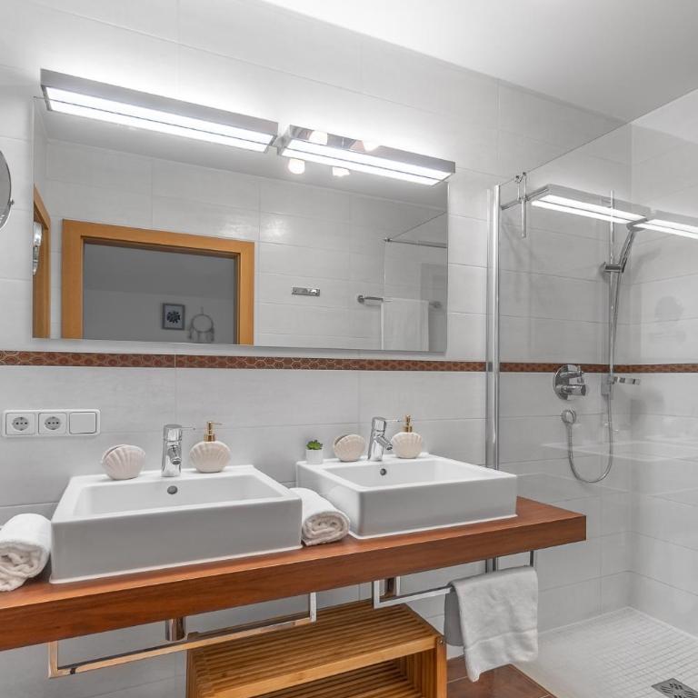Kaprun Biggest Chalet Helen - 5 Bedrooms, 7 Bathrooms, Air Condition - Haus mit 5 Schlafzimmern - 30