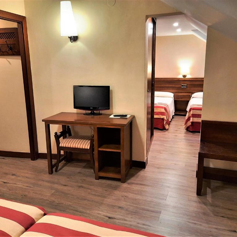 Hotel Urogallo - Habitación Familiar - 3