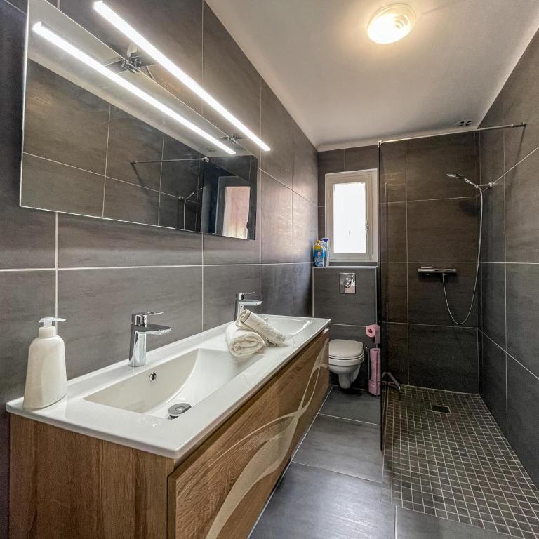 T2 tout équipé à 2 min de la plage ménage inclus 2 - One-Bedroom Apartment - 9