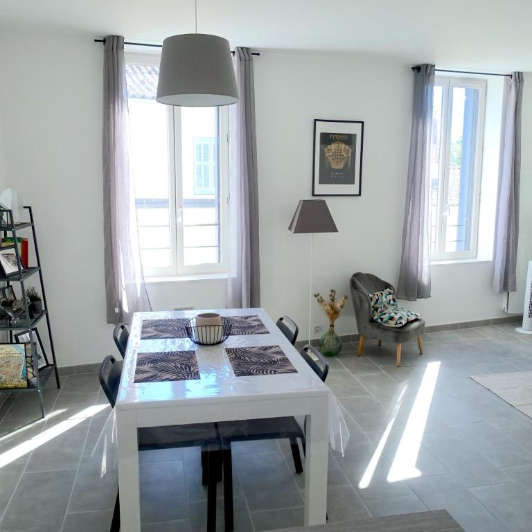 Maison Carrée/Coeur historique de Nîmes - Superbe Appt 55m² - Apartamento de 1 dormitorio - 15